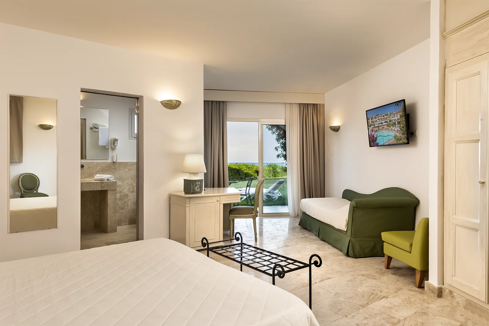 Junior Suite
