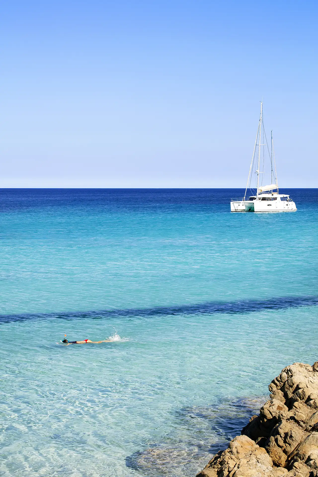 The sea of the Emerald Coast